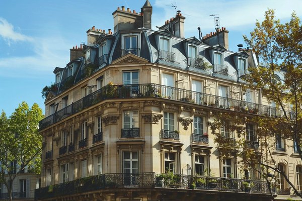 Réussir sa stratégie de marketing immobilier en 2024 : comment se démarquer dans un marché ultra-concurrentiel ?